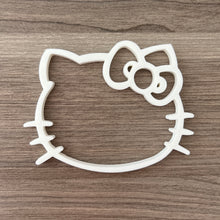 Load image into Gallery viewer, Hello Kitty Portal Feeding Ring
